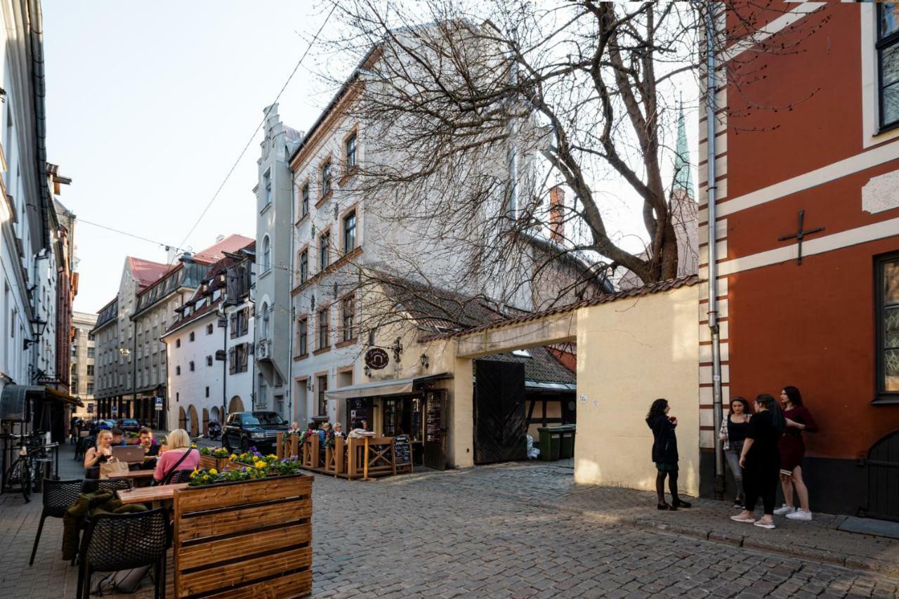 Old Riga Aldaru Street 2 Level Apartment With Terrace Ngoại thất bức ảnh