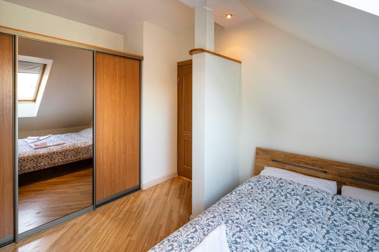 Old Riga Aldaru Street 2 Level Apartment With Terrace Ngoại thất bức ảnh