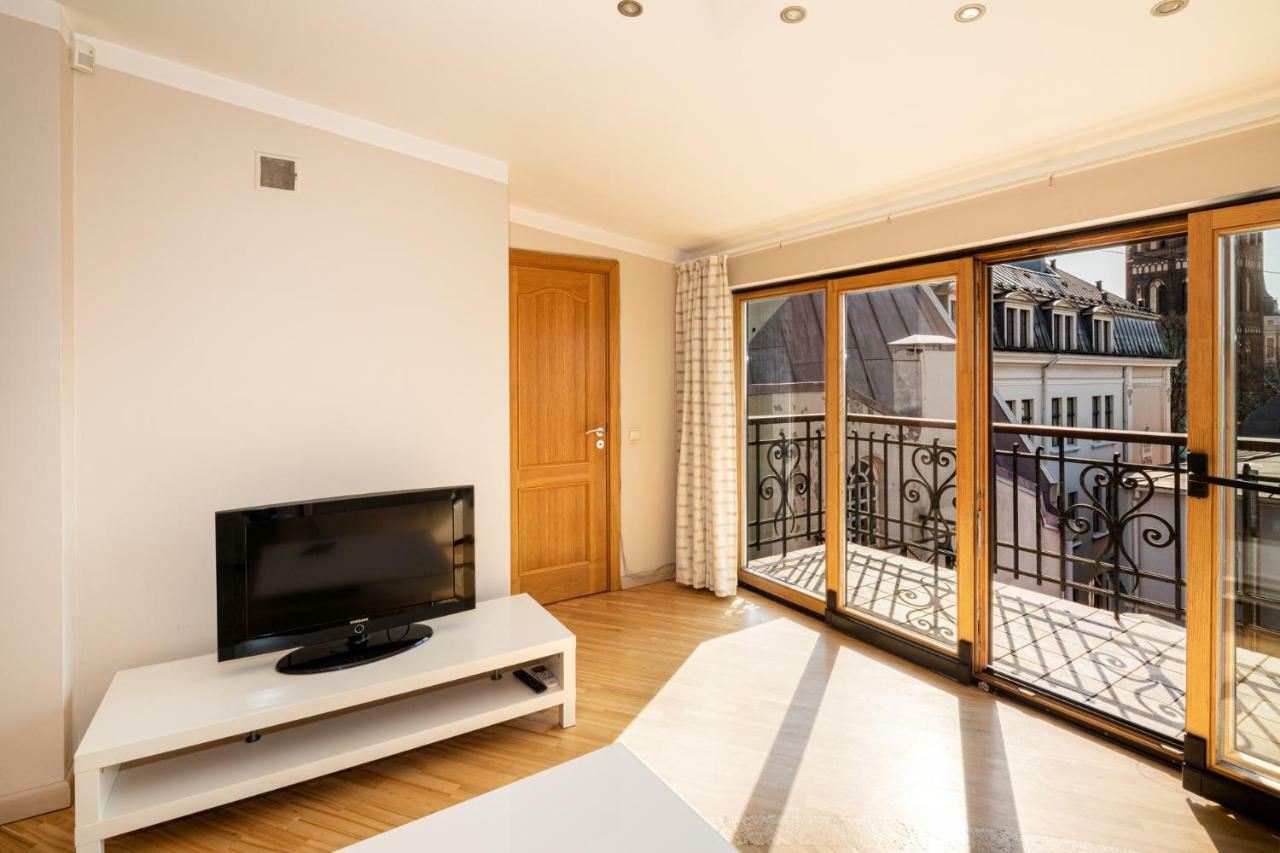 Old Riga Aldaru Street 2 Level Apartment With Terrace Ngoại thất bức ảnh
